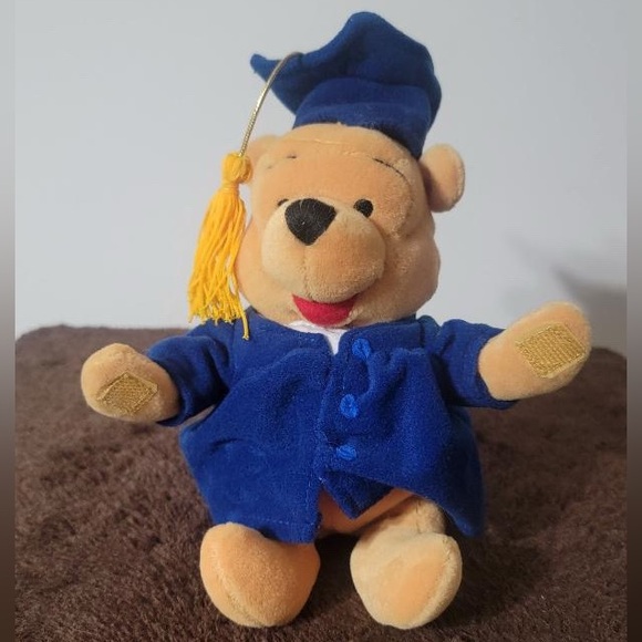 Winnie the Pooh Graduation Vintage Cap and Gown Plush - Small - Picture 2 of 4